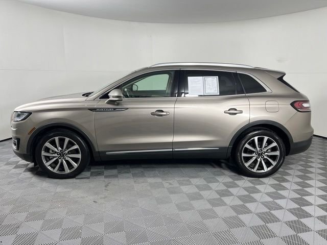 Used 2019 Brown Lincoln Select image 4