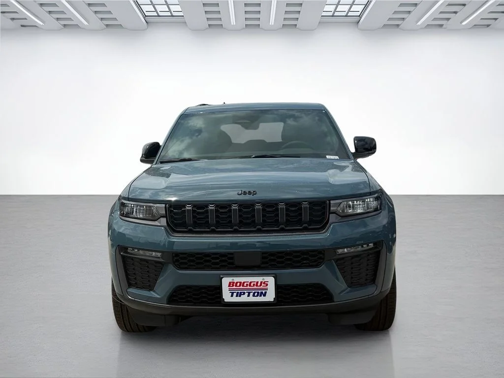 New 2026 Steel Blue Exterior Paint Jeep Limited image 8