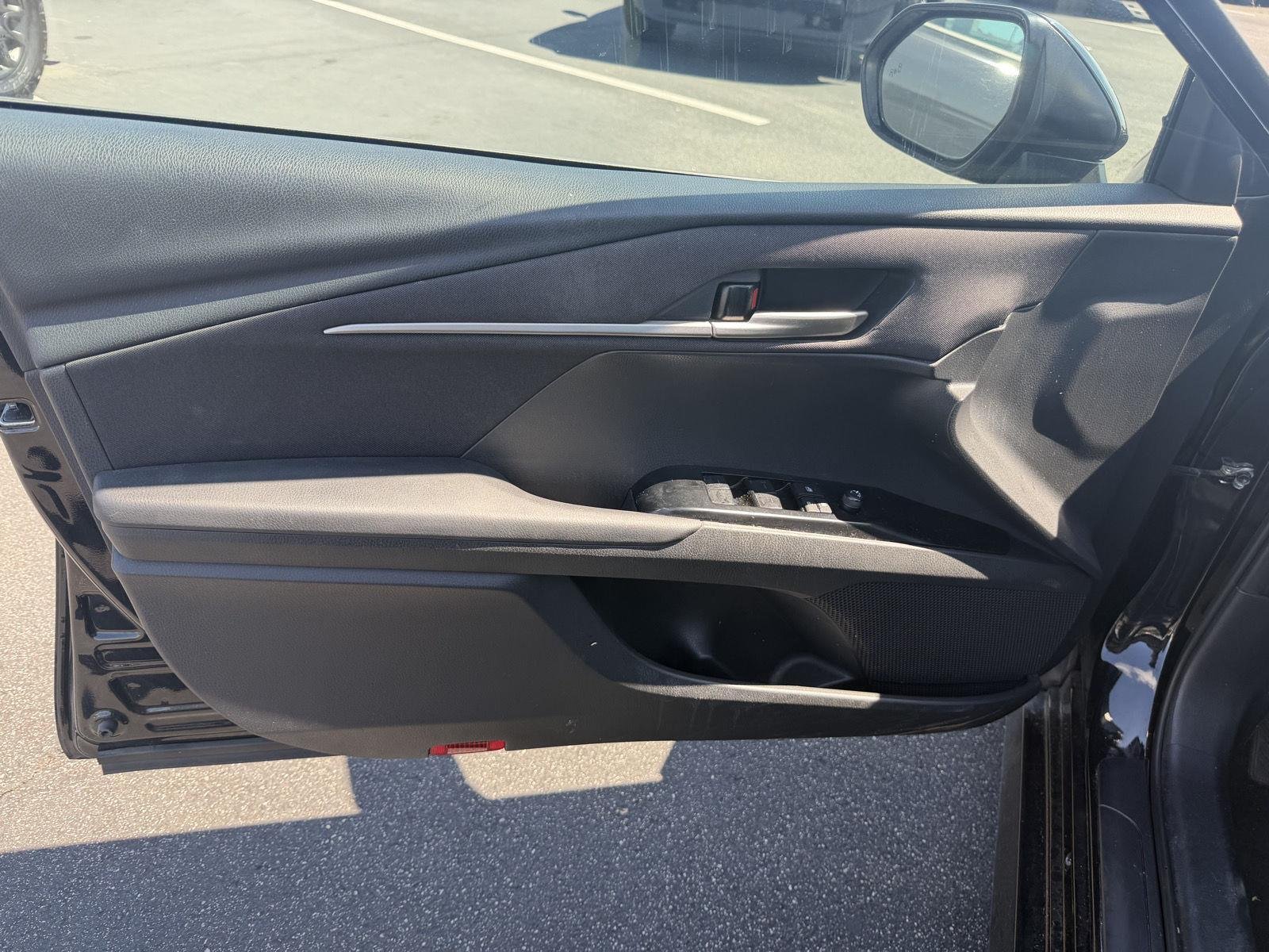 Used 2025 Midnight Black Metallic Toyota LE image 10