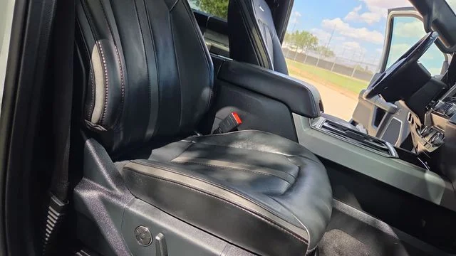 Used 2020 White Ford Platinum image 23