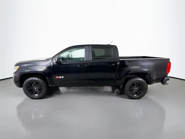 Certified Used 2022 Black Chevrolet Z71 image 4