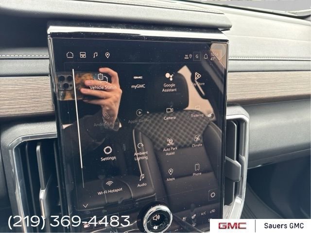 2026 GMC Acadia Denali - Photo 20