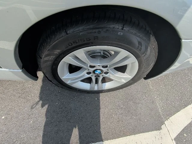 Used 2008 Silver BMW 328i image 19
