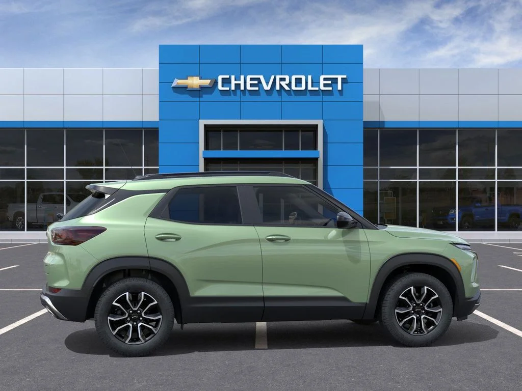 New 2026 Green Chevrolet ACTIV image 5