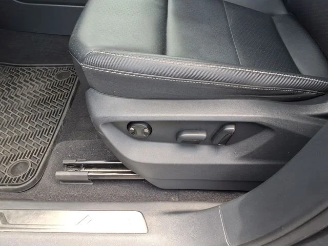 Used 2023 Gray Volkswagen 2.0T SE w/Technology image 16