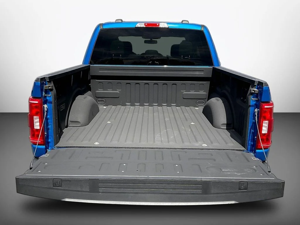 Certified Used 2021 Velocity Blue Metallic Ford XLT image 7