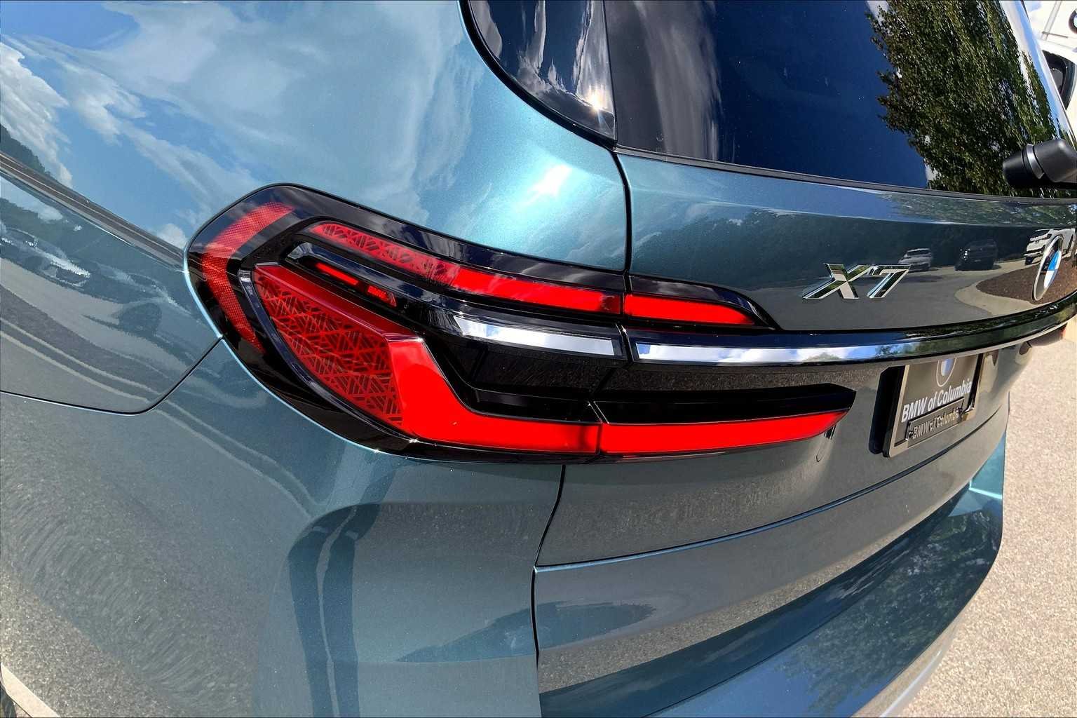 Used 2026 Blue Ridge Mountain Metallic BMW xDrive40i image 14