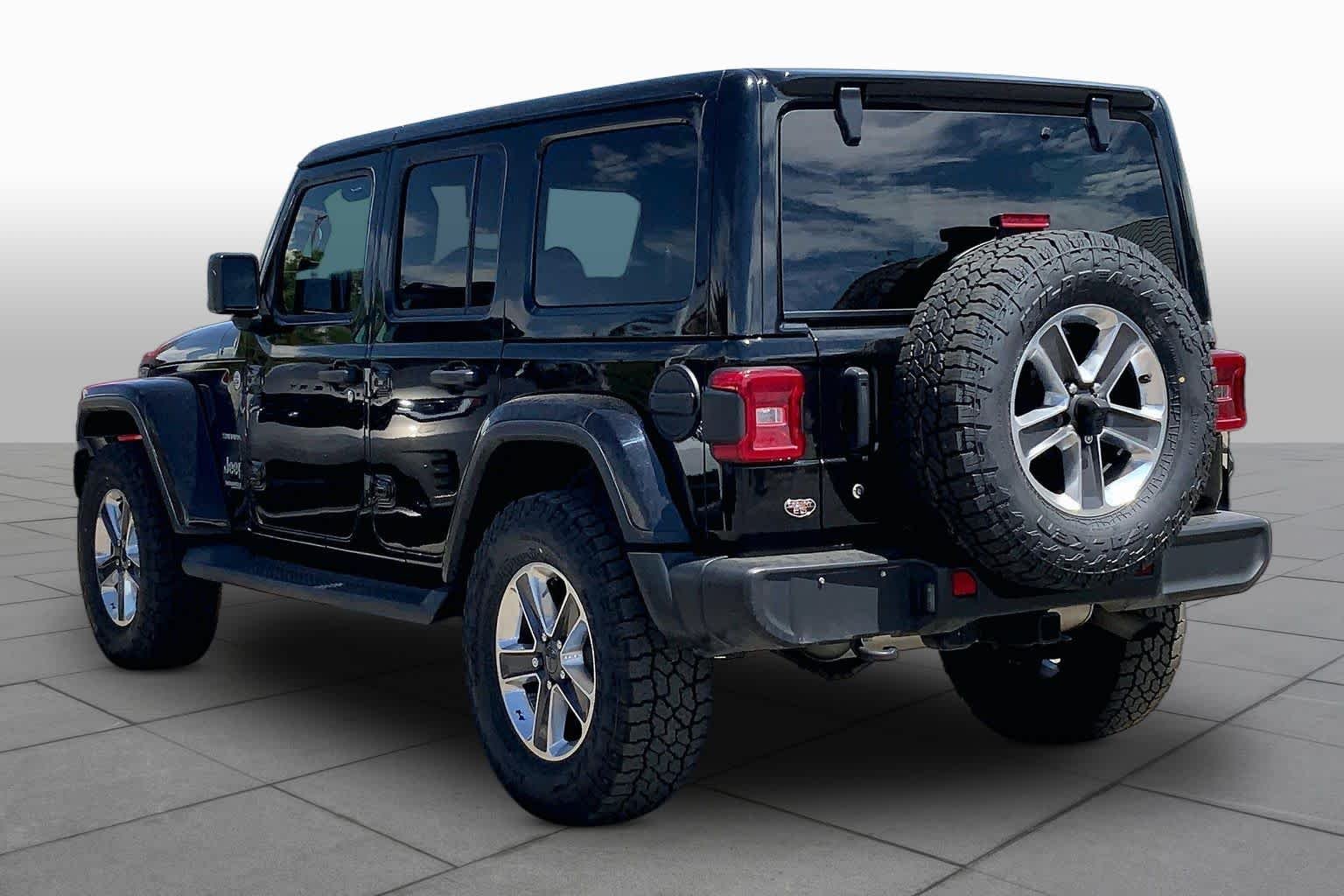 Used 2020 Black Clearcoat Jeep Sahara image 11