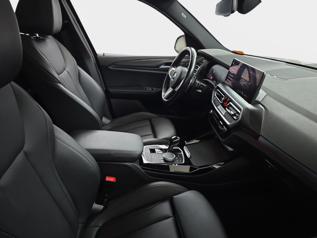 Used 2023 Brooklyn Grey Metallic BMW xDrive30i image 10