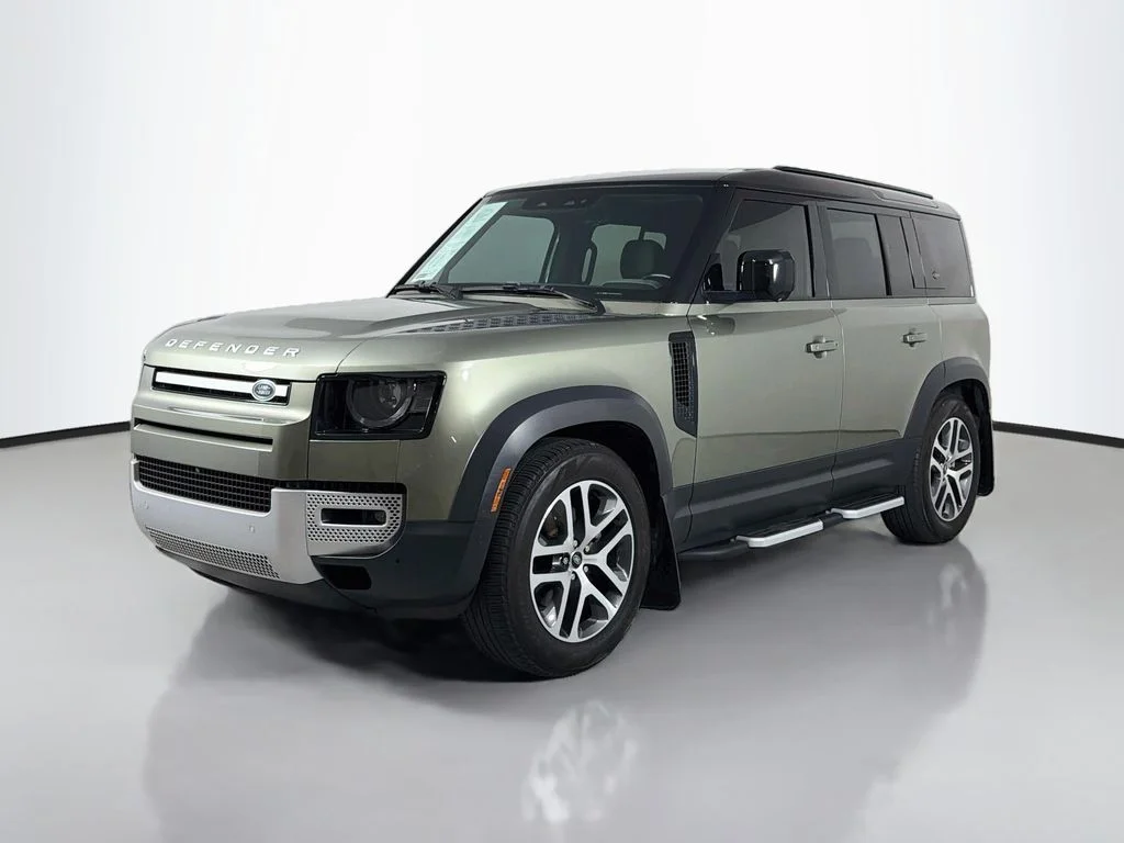 Used 2022 Green Land Rover S image 1