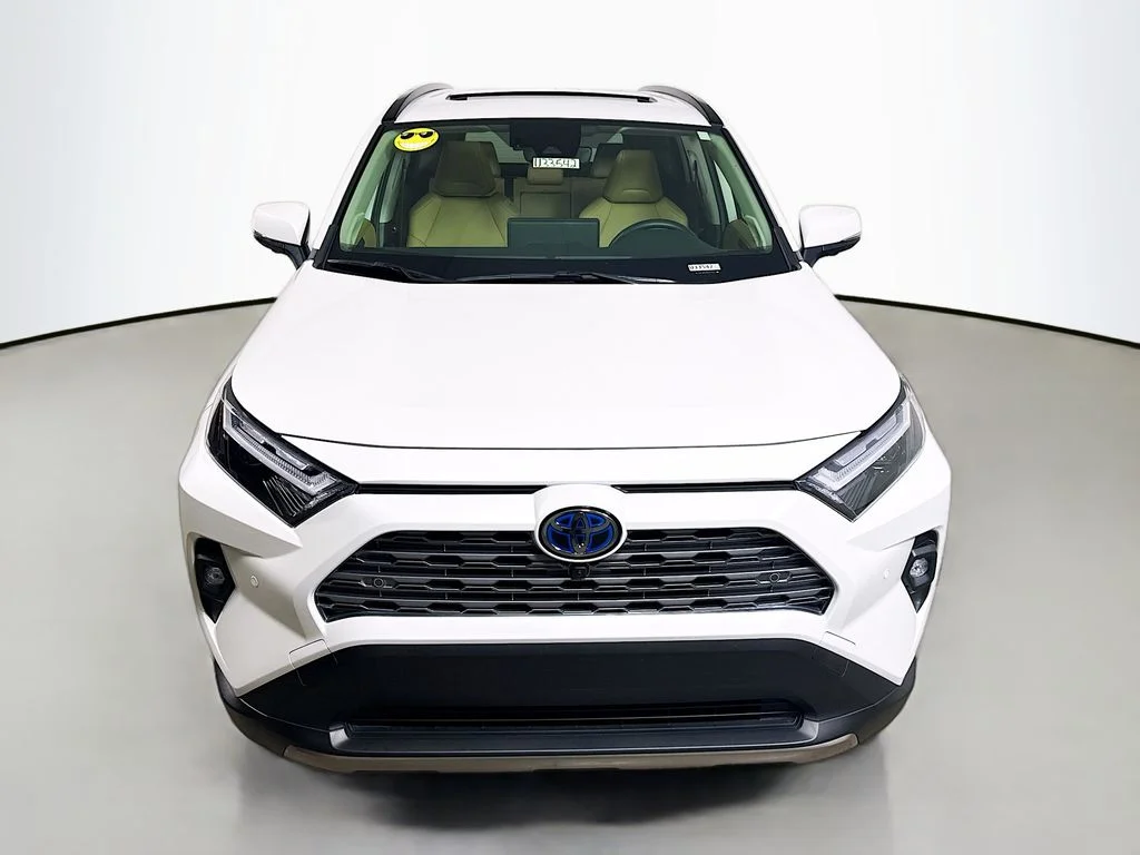 Used 2024 Wind Chill Pearl Toyota Hybrid Limited image 2