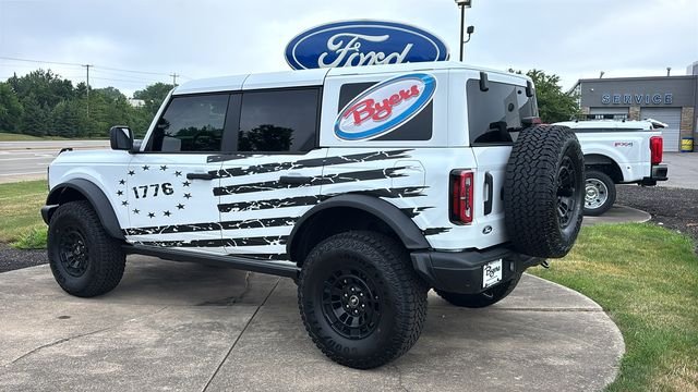 New 2026 Oxford White Ford Badlands image 4