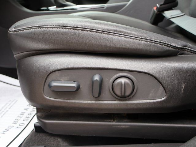 Certified Used 2023 Cinnabar Metallic Buick Select image 37