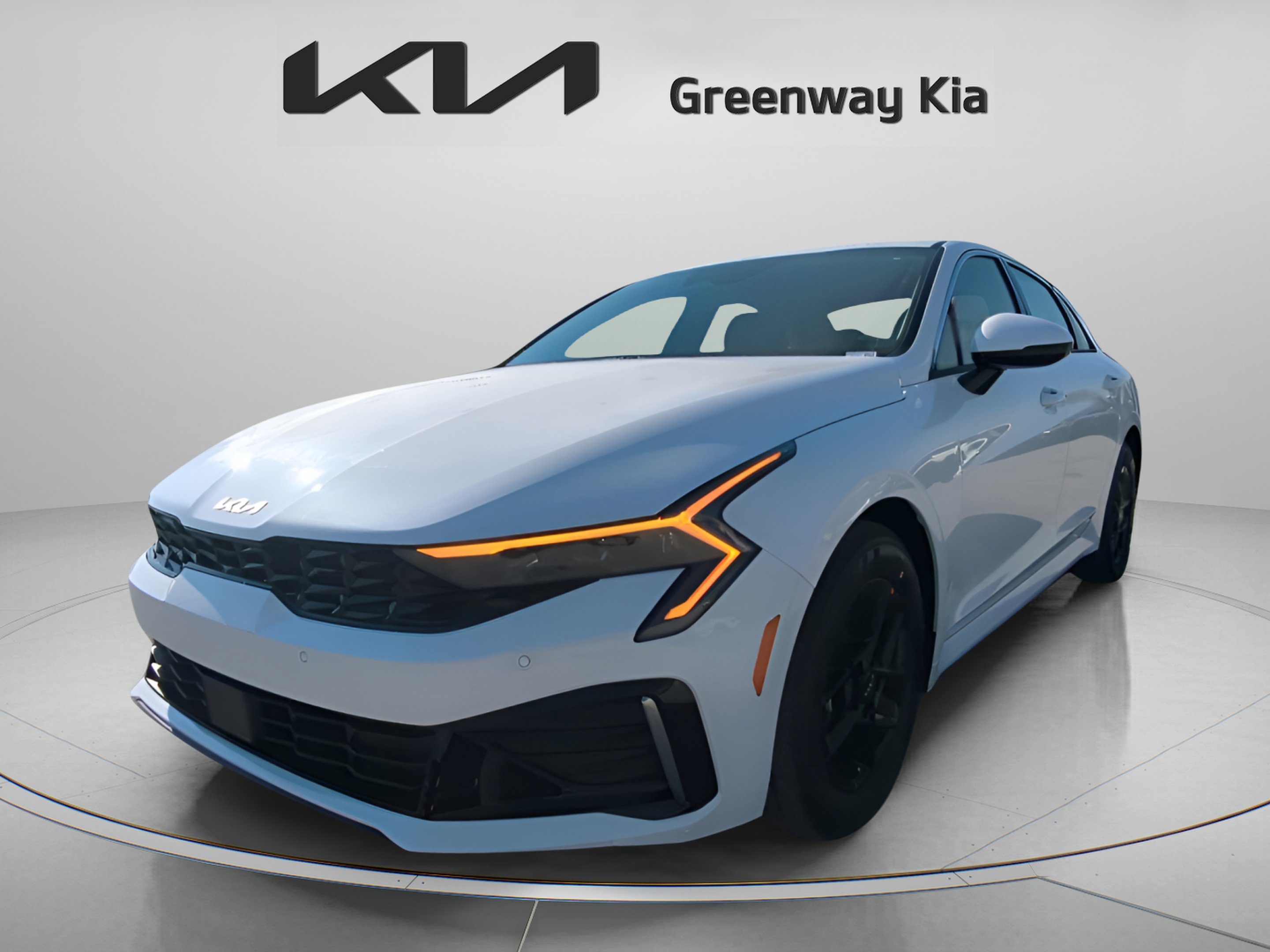 New 2026 Snow White Pearl Kia LXS FWD image 4