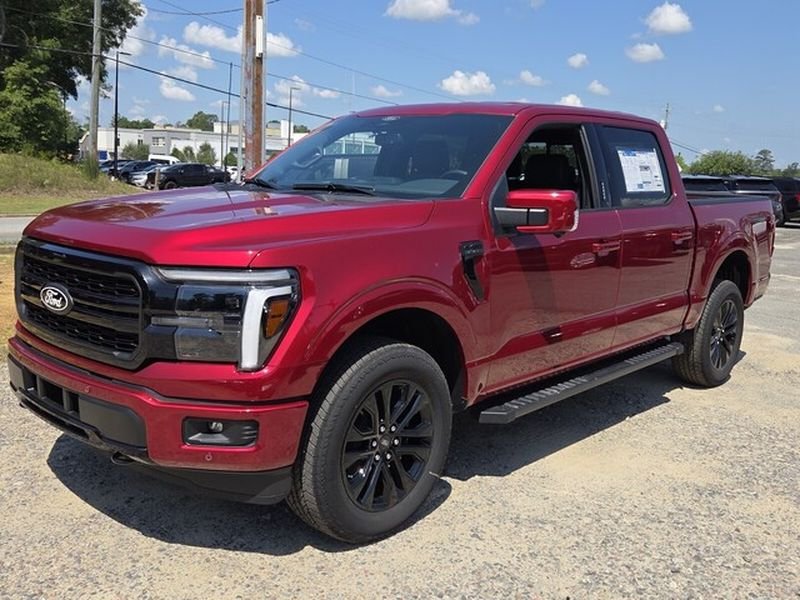 New 2026 Ruby Red Metallic Tinted Clearcoat Ford Lariat® image 3