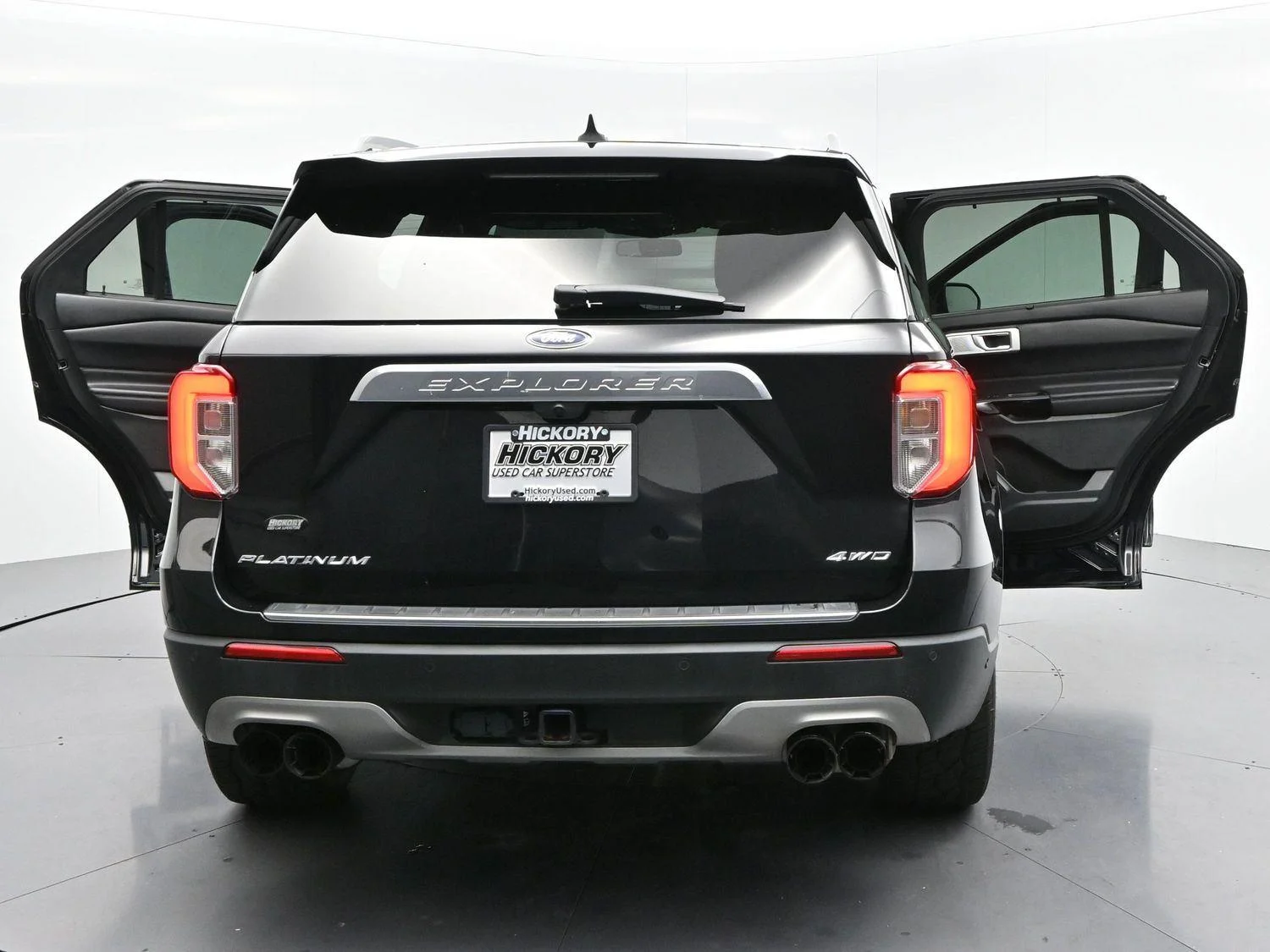 Used 2022 Agate Black Ford Platinum image 42