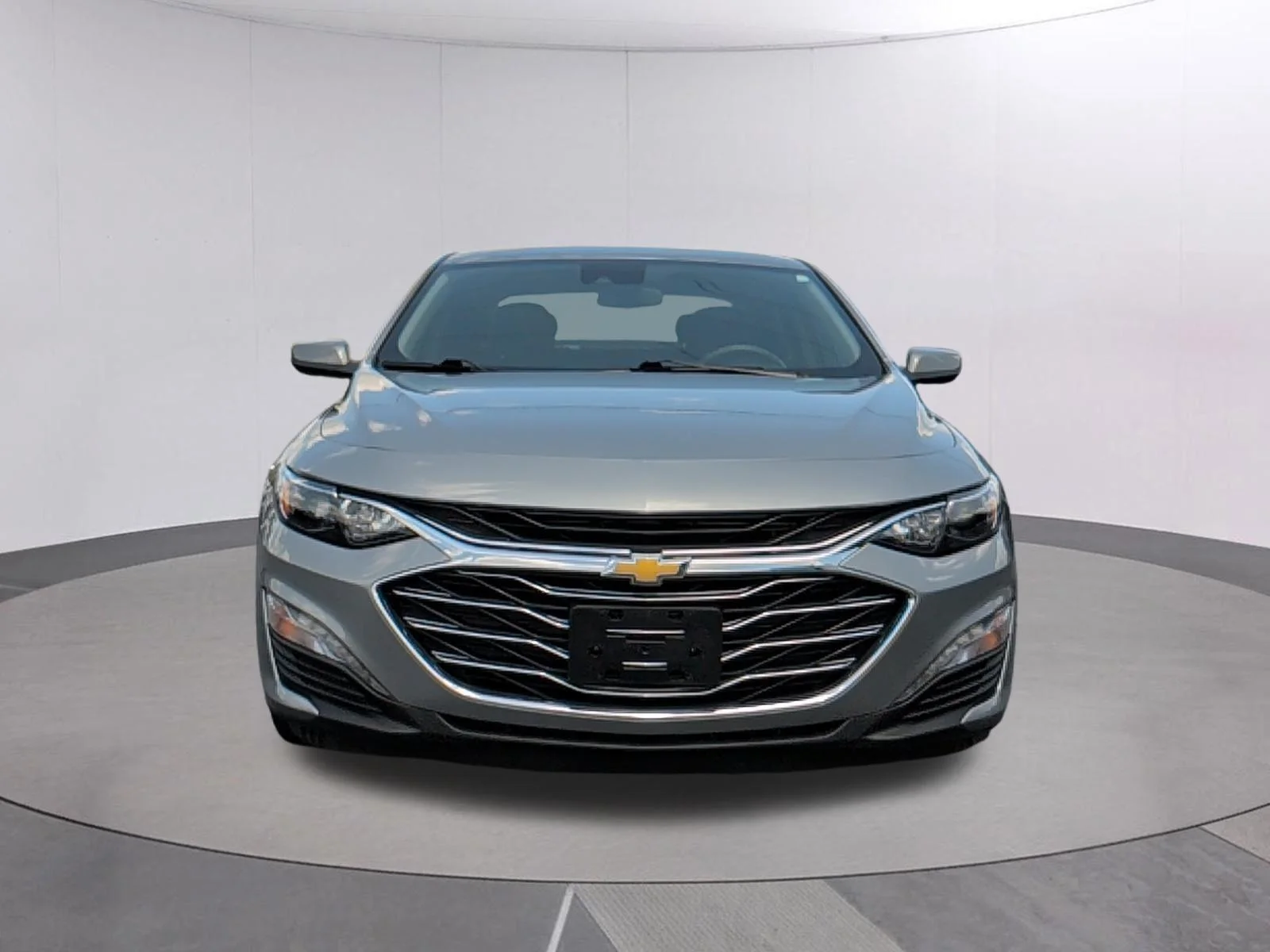Used 2023 Sterling Gray Metallic Chevrolet LT image 8