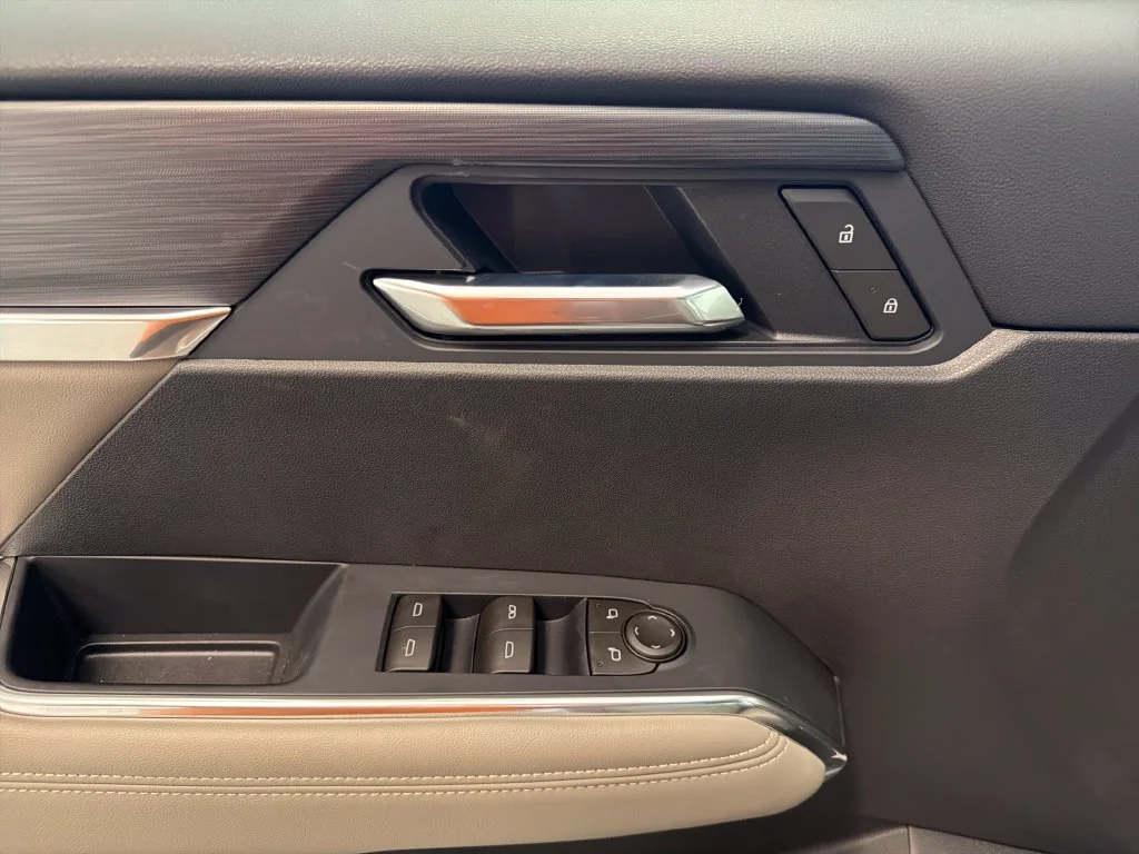 New 2027 Sterling Metallic GMC Elevation image 14