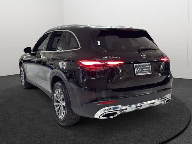 Certified Used 2026 Black Mercedes-Benz GLC 300 image 5