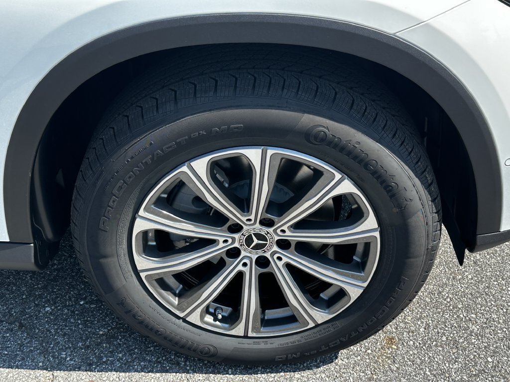 New 2027 Polar White Mercedes-Benz GLC 300 image 51