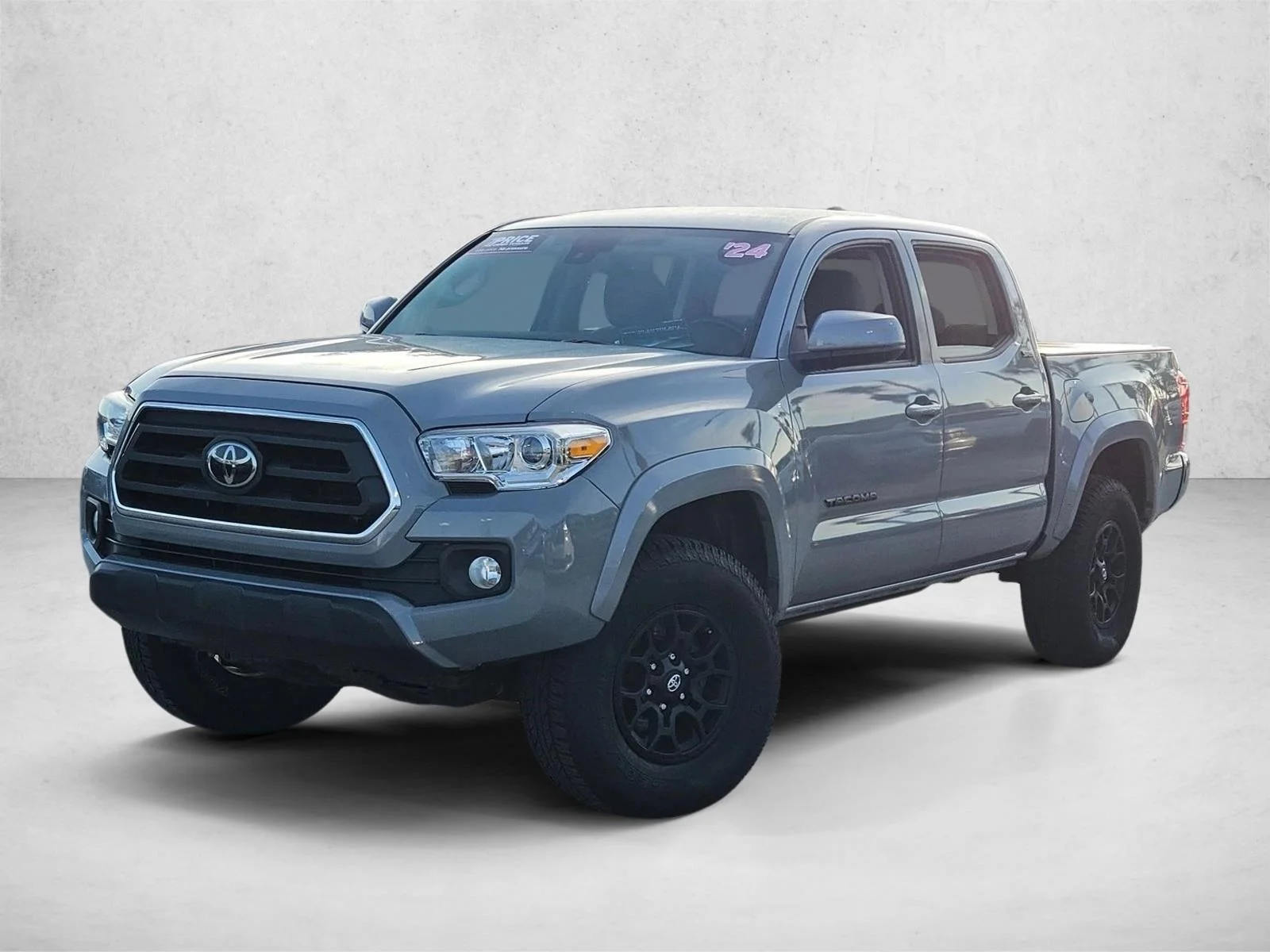 Used 2020 Cement Toyota SR5 image 1
