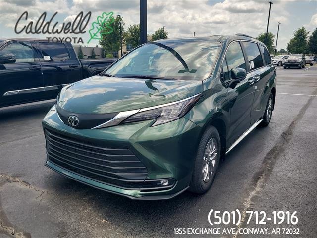 2026 Toyota Sienna  XLE