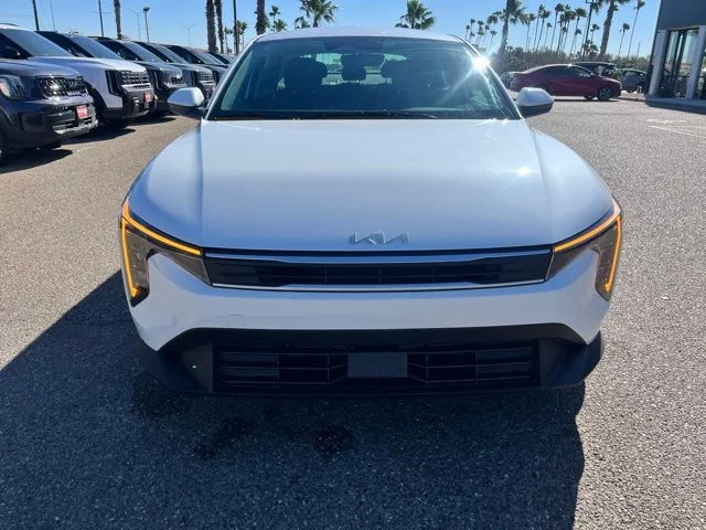 New 2026 White Kia LXS image 2