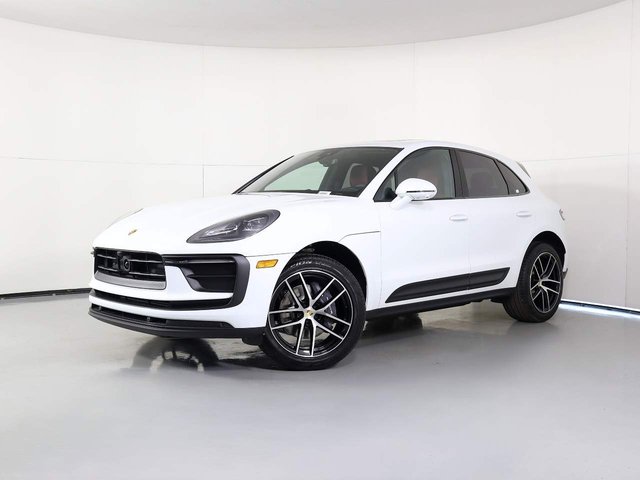 2026 Porsche Macan 