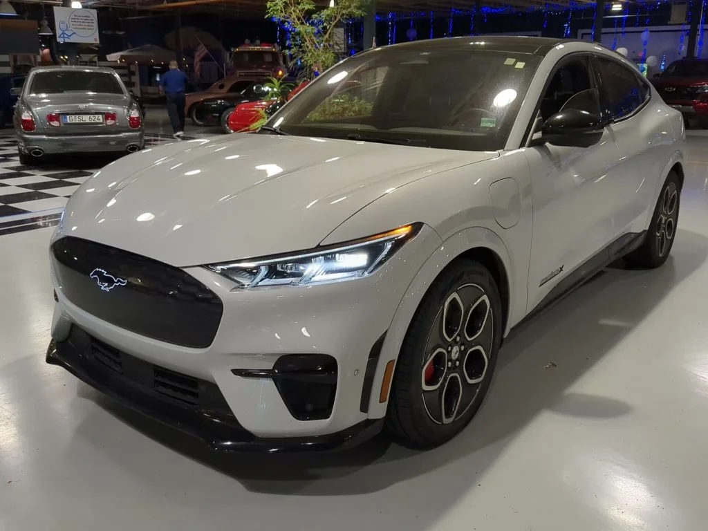 2023 Ford Mustang-Mach-e GT's photo