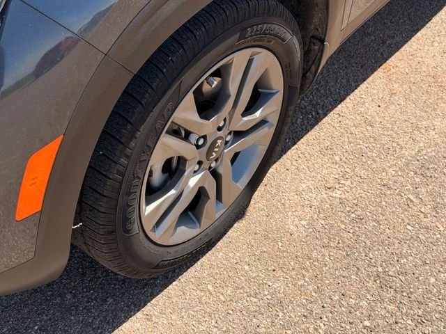 Used 2021 Gray Kia S image 9