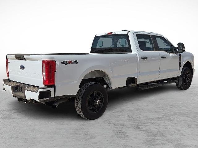 New 2026 Oxford White Ford F-350® XL image 36