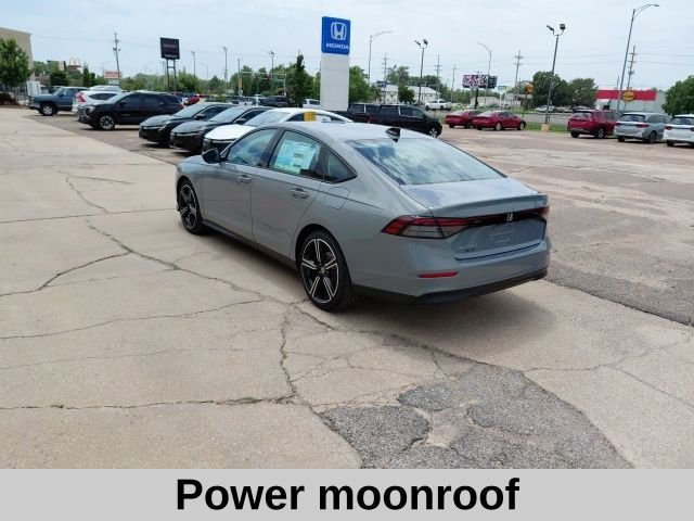 New 2026 Urban Gray Pearl Honda SE image 7