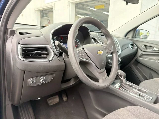 Used 2022 BLUE GLOW METALLIC Chevrolet LT image 2