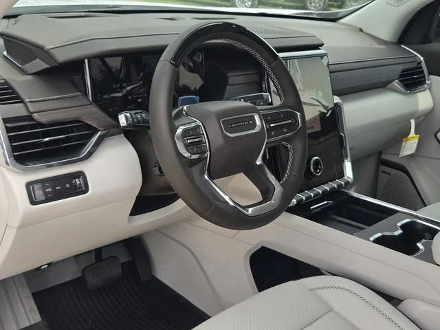 2026 GMC Acadia Denali - Photo 28