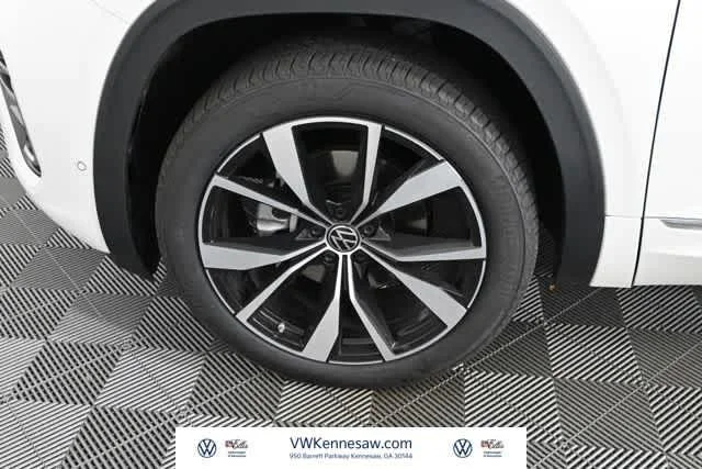 New 2026 opal white pearl Volkswagen 2.0T SEL Premium R-Line image 76