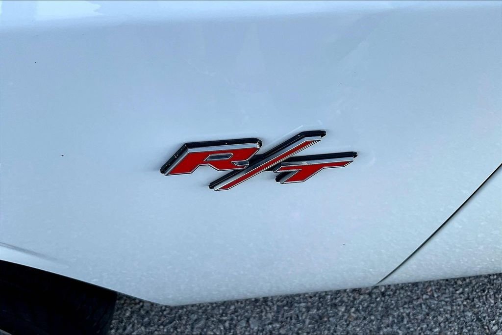 Used 2017 White Knuckle Clearcoat Dodge R/T image 22