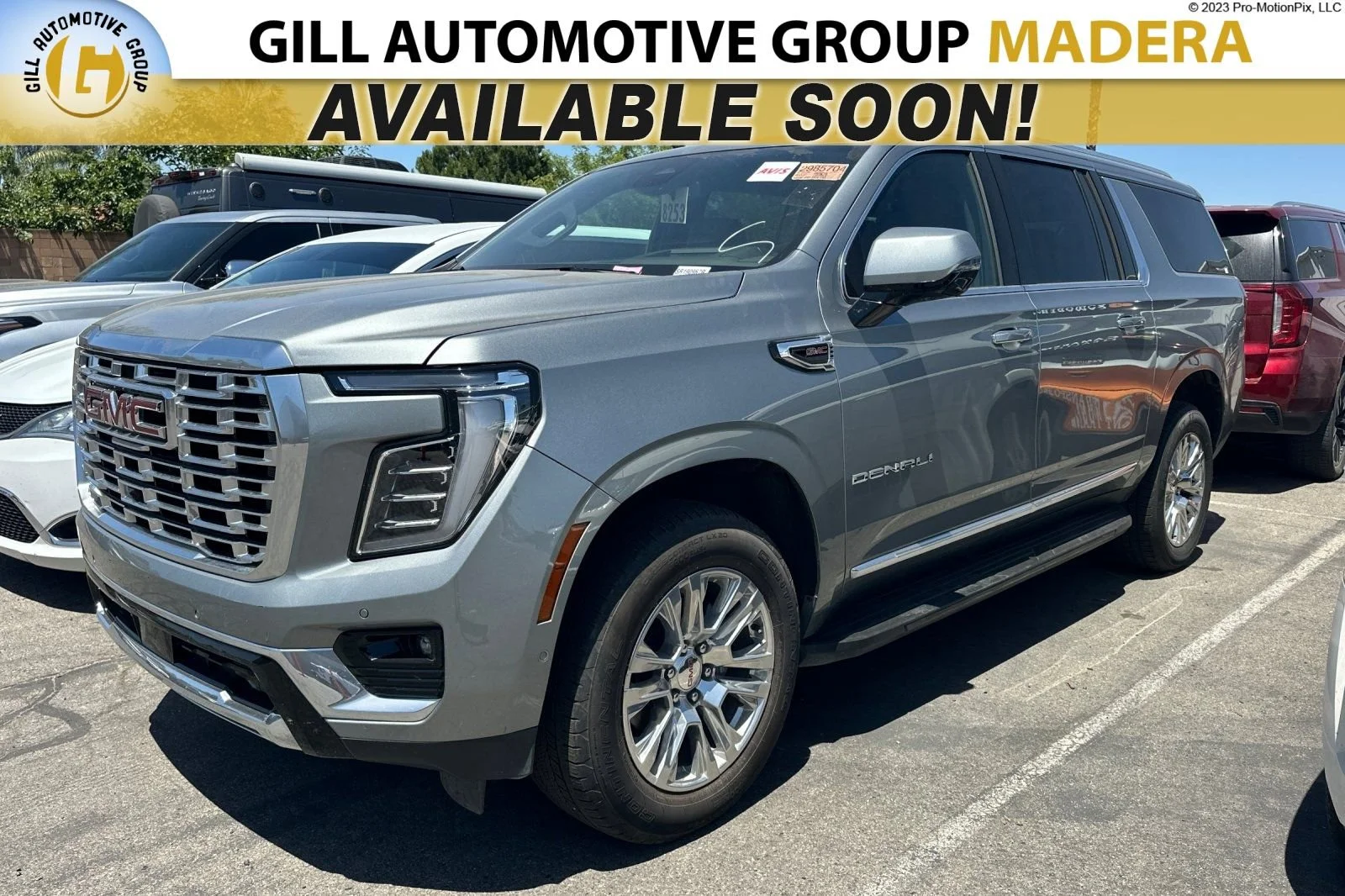 2025 GMC Yukon Denali AWD's photo