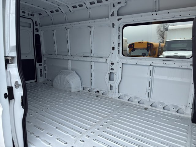 Used 2023 Bright White Clearcoat Ram  image 20