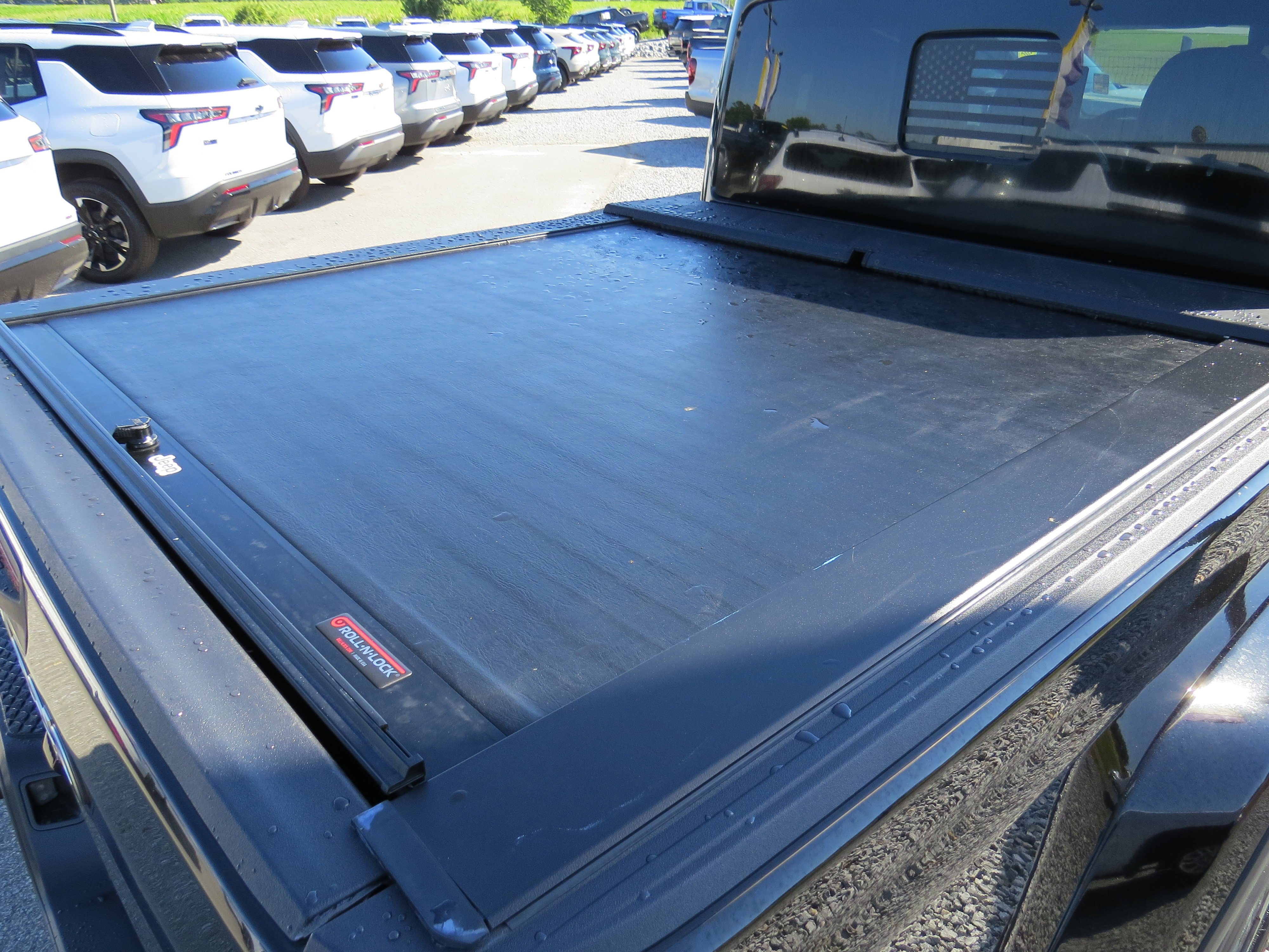 Used 2021 Black Clearcoat Jeep Overland image 13