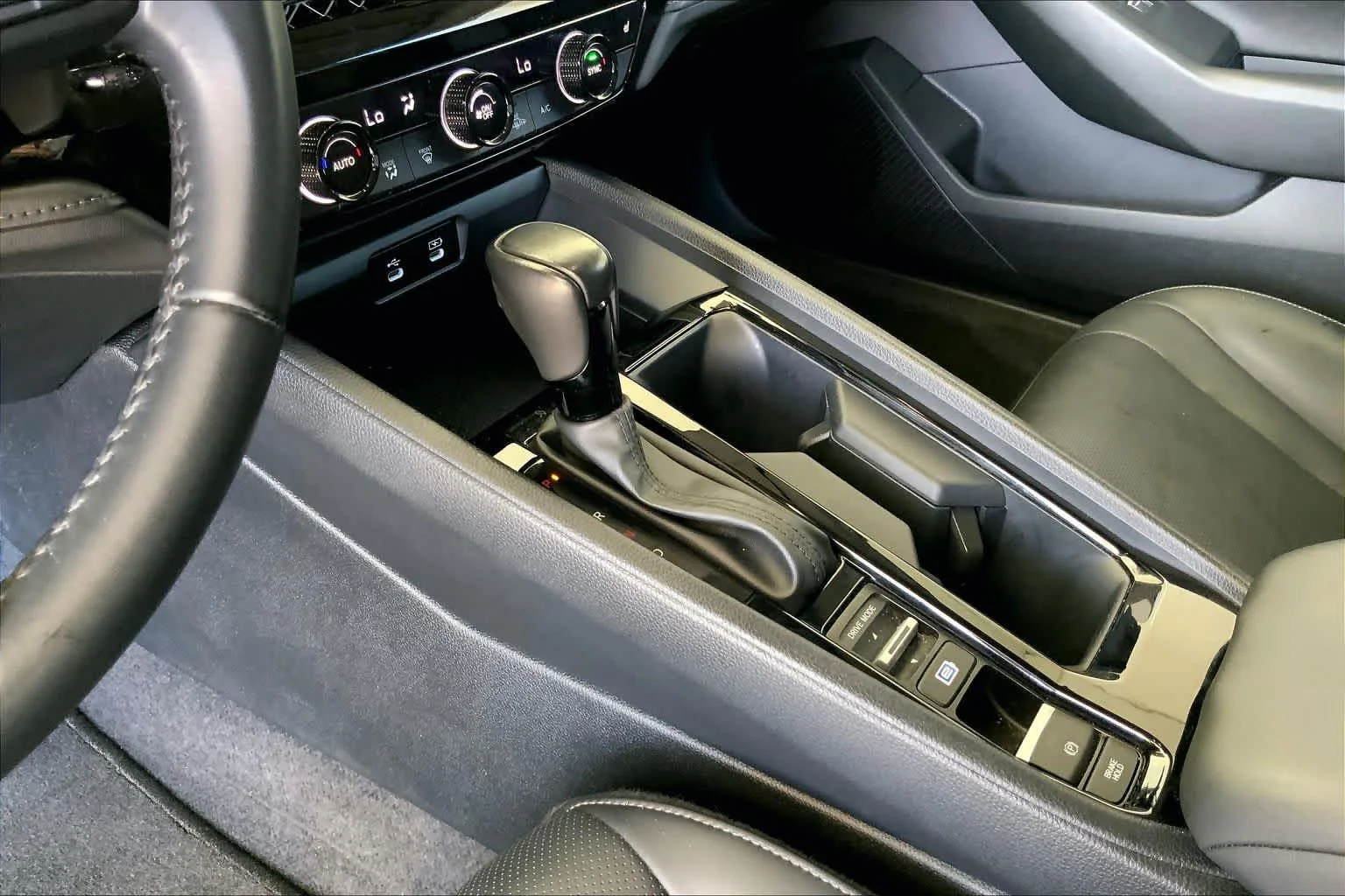 2023 Honda Accord Hybrid EX-L - Photo 17