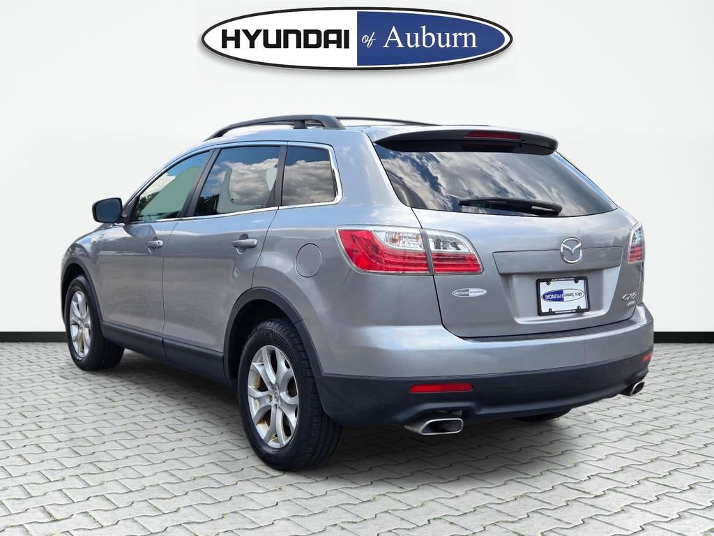 Used 2011 Silver Mazda Touring image 9