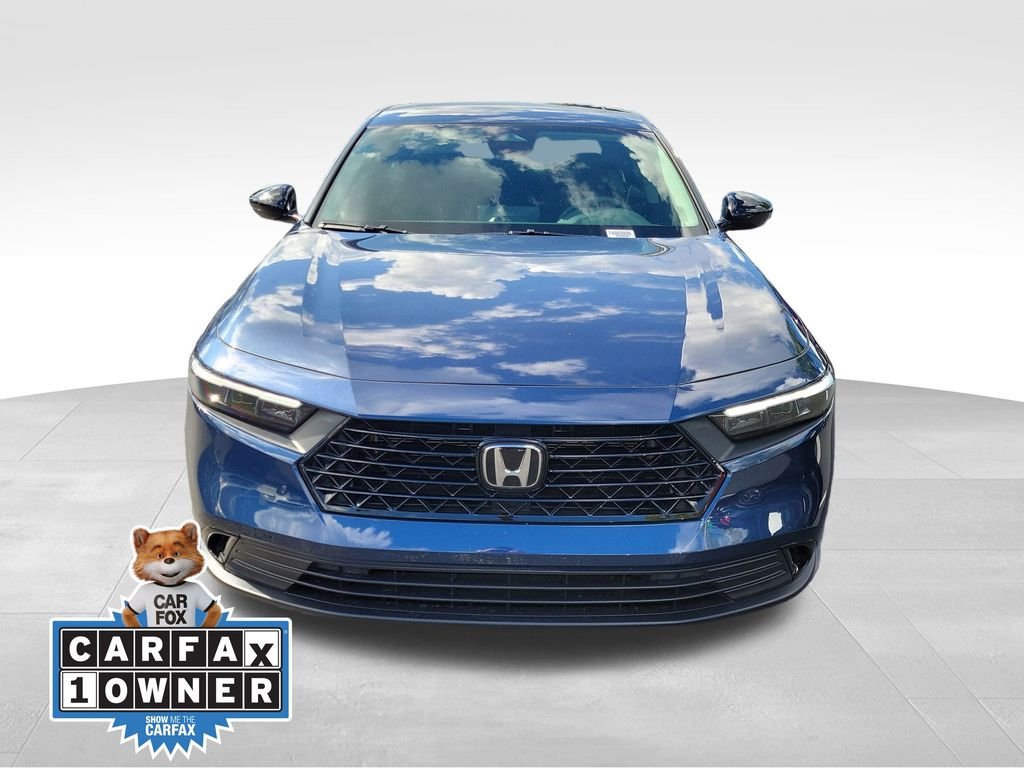 Certified Used 2026 Canyon River Blue Metallic Honda SE image 8