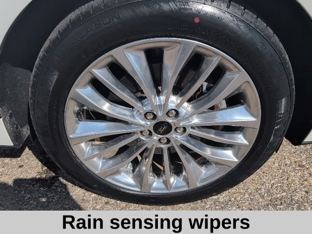 Used 2020 White Ford Titanium image 22
