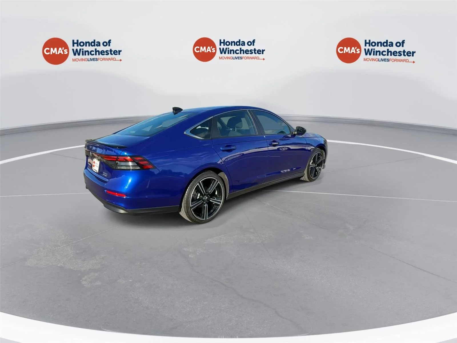 Used 2024 Still Night Pearl Honda Sport image 8