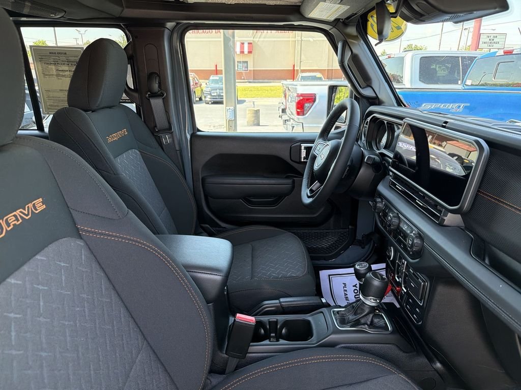 2025 Jeep Gladiator Mojave - Photo 15
