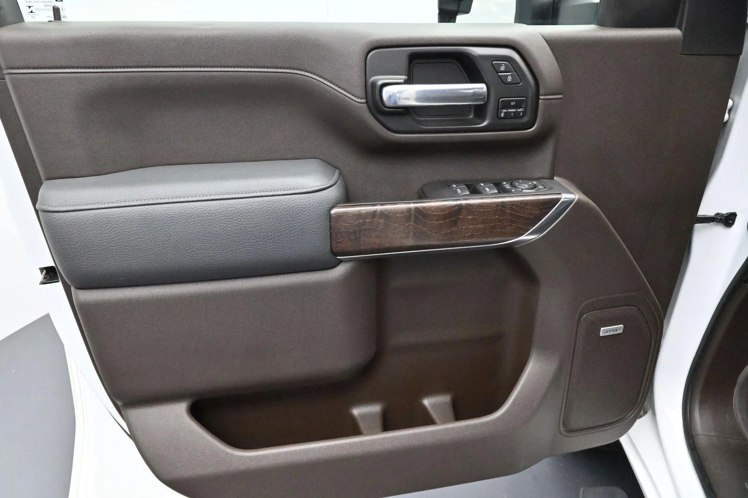 Used 2021 SUMMIT WHITE GMC Denali image 10