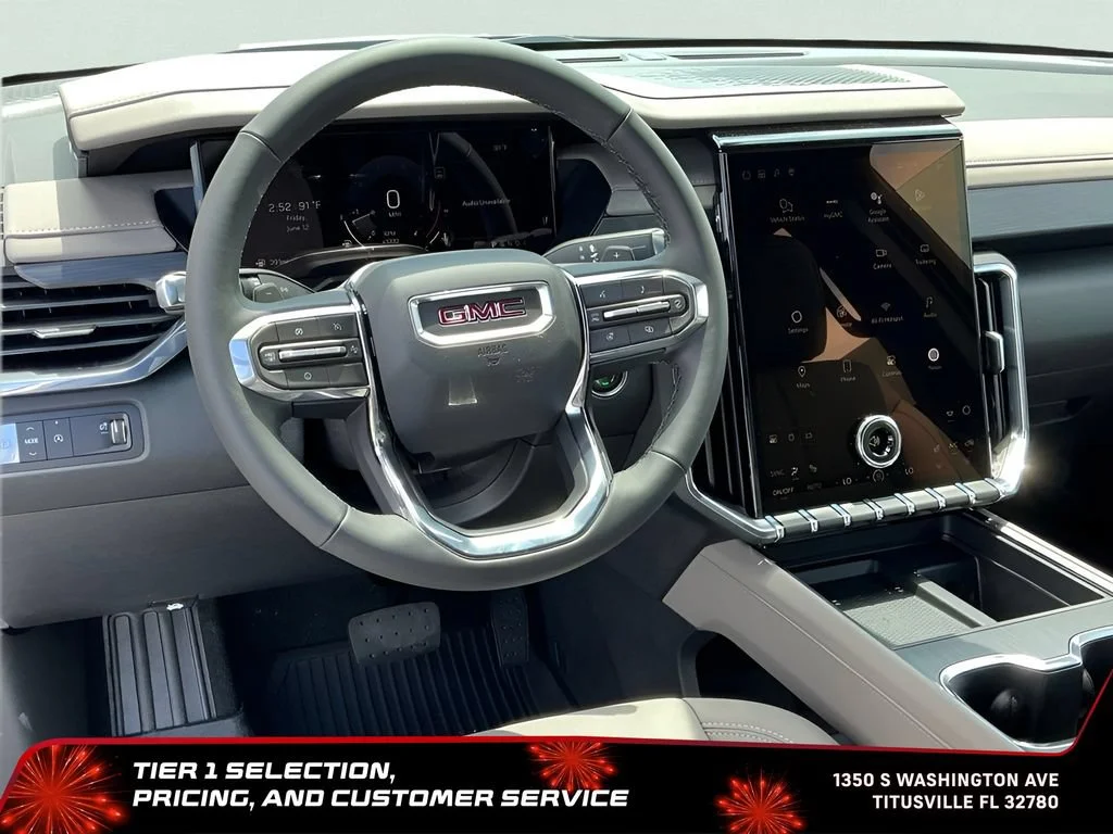New 2026 Glacier White Tricoat GMC Elevation image 27