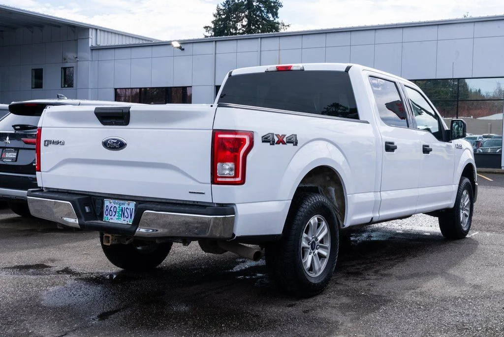 Used 2016 White Ford XLT image 6