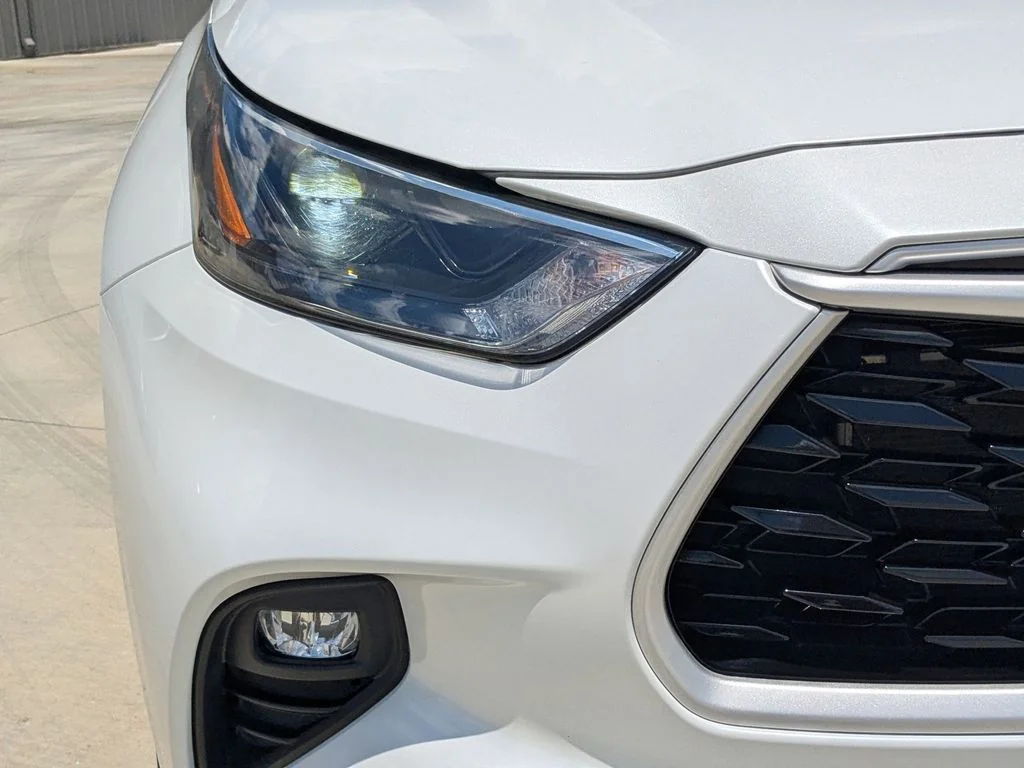 Used 2023 Beige Toyota XLE image 11