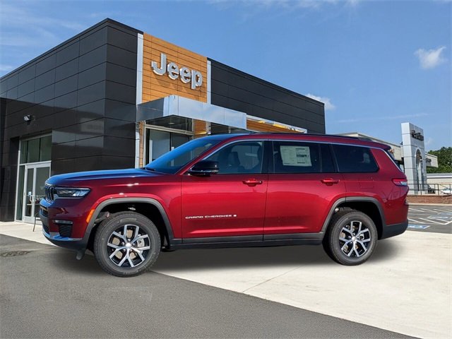 2025 Jeep Grand Cherokee Limited photo 4